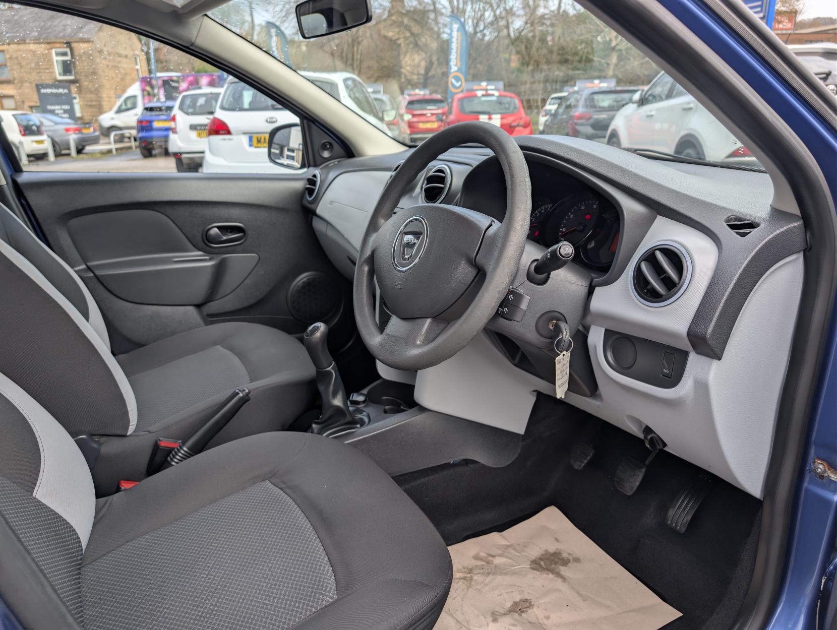 Dacia Sandero 1.5 dCi Ambiance Hatchback 5dr Diesel Manual Euro 5 (90 ps)