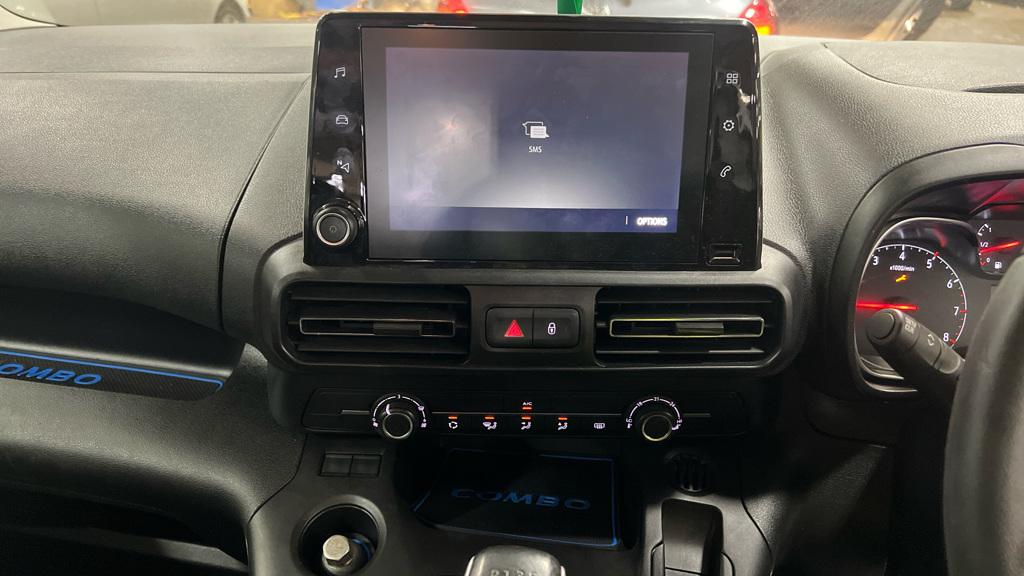 Vauxhall Combo Life 1.2 Turbo GPF Energy MPV 5dr Petrol Manual Euro 6 (s/s) (110 ps)