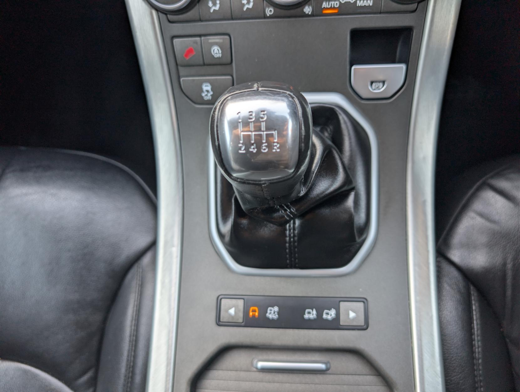 Land Rover Range Rover Evoque 2.0 TD4 SE SUV 5dr Diesel Manual 4WD Euro 6 (s/s) (180 ps)