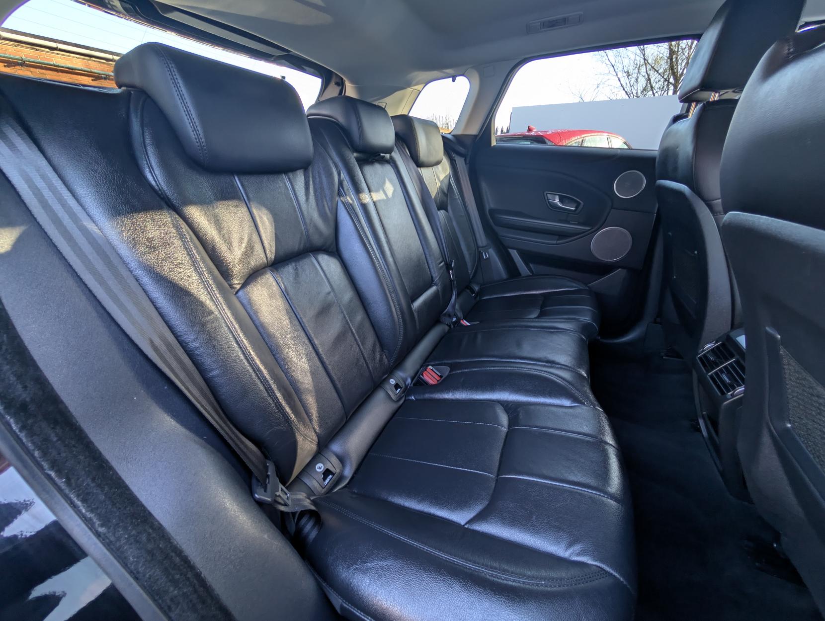 Land Rover Range Rover Evoque 2.0 TD4 SE SUV 5dr Diesel Manual 4WD Euro 6 (s/s) (180 ps)