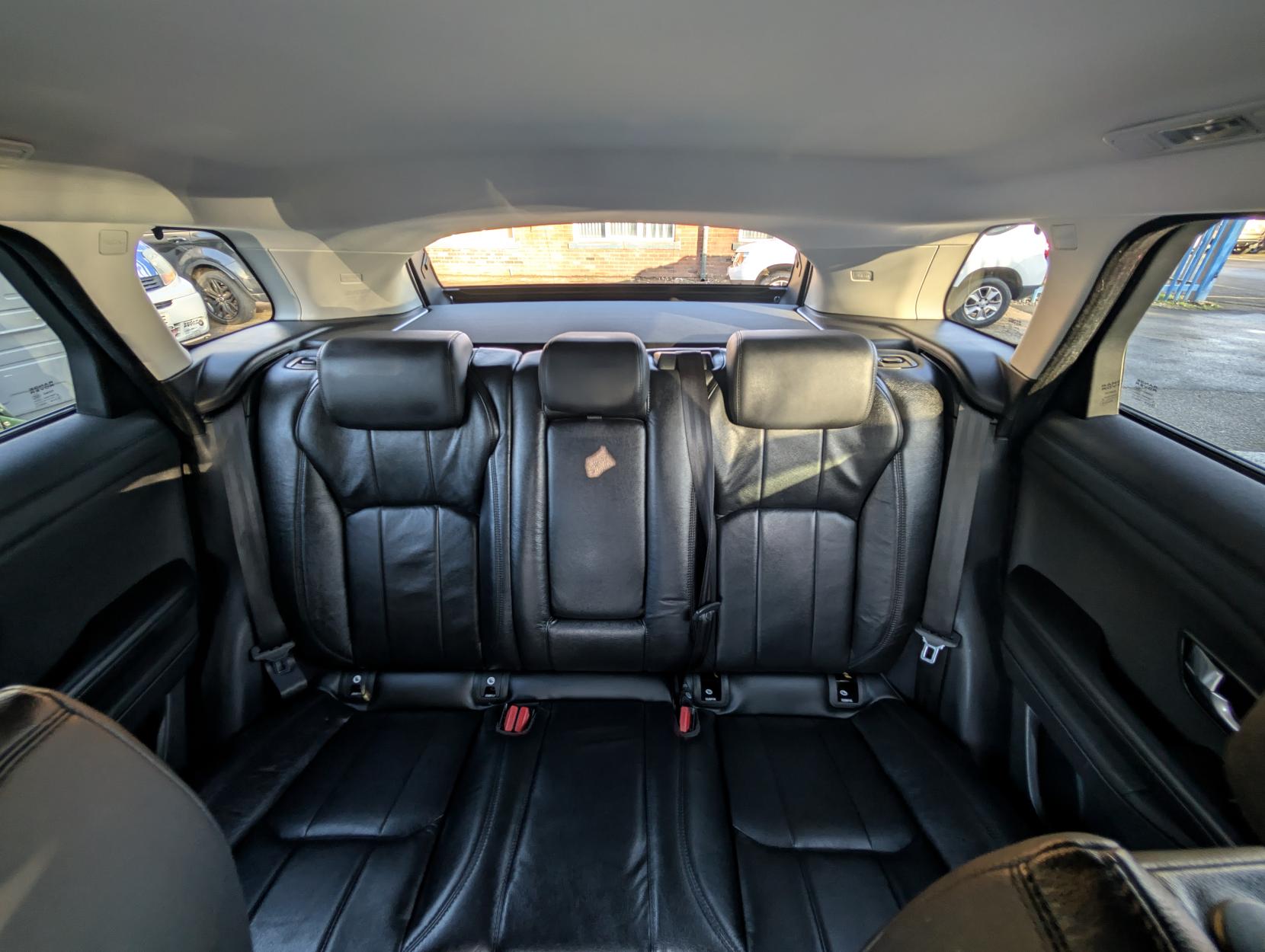 Land Rover Range Rover Evoque 2.0 TD4 SE SUV 5dr Diesel Manual 4WD Euro 6 (s/s) (180 ps)