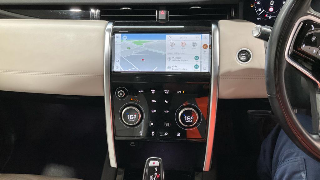 Land Rover Discovery Sport 2.0 P250 MHEV HSE SUV 5dr Petrol Auto 4WD Euro 6 (s/s) (249 ps)