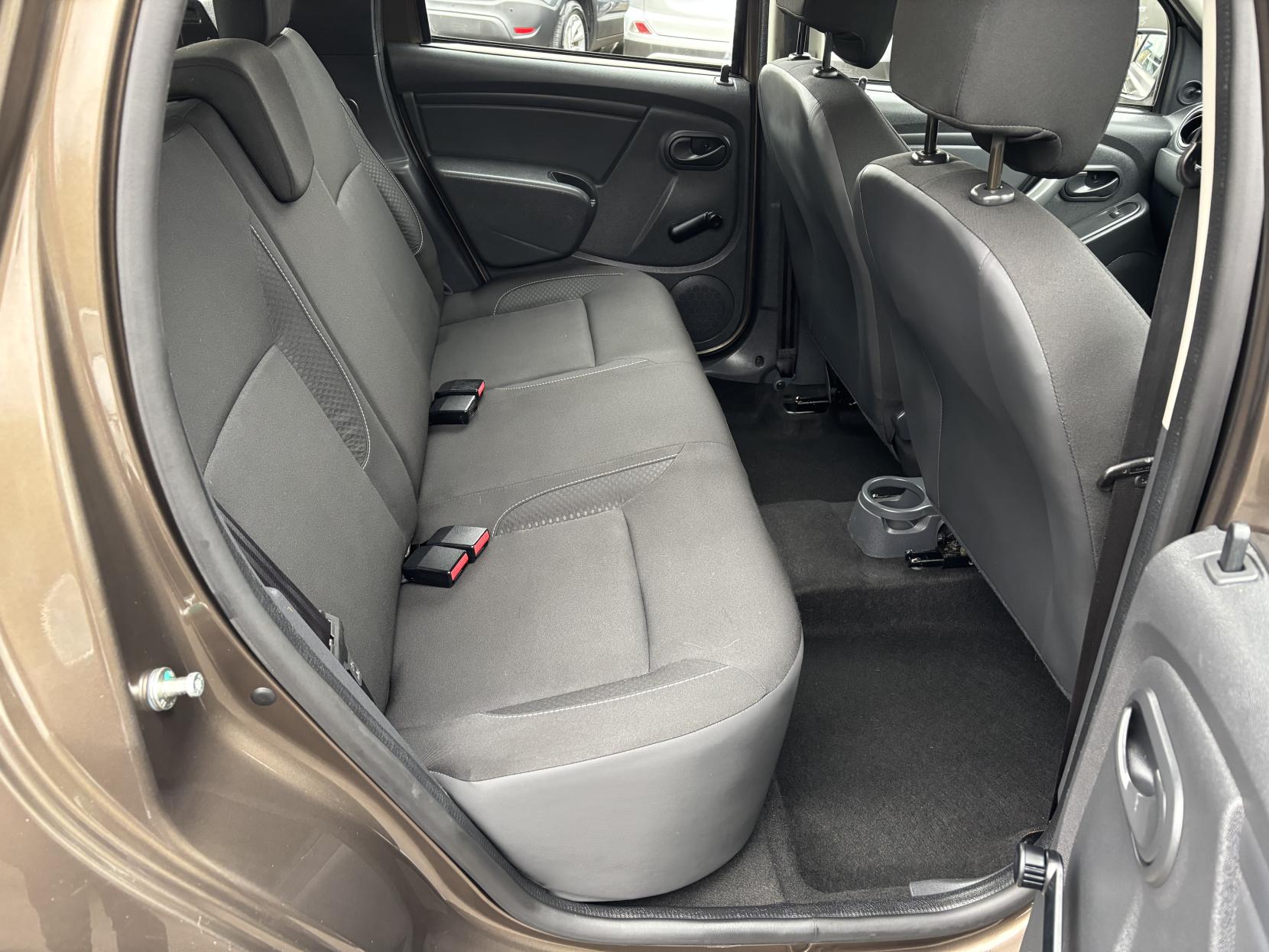 Dacia Duster 1.6 SCe Ambiance SUV 5dr Petrol Manual Euro 6 (s/s) (115 ps)