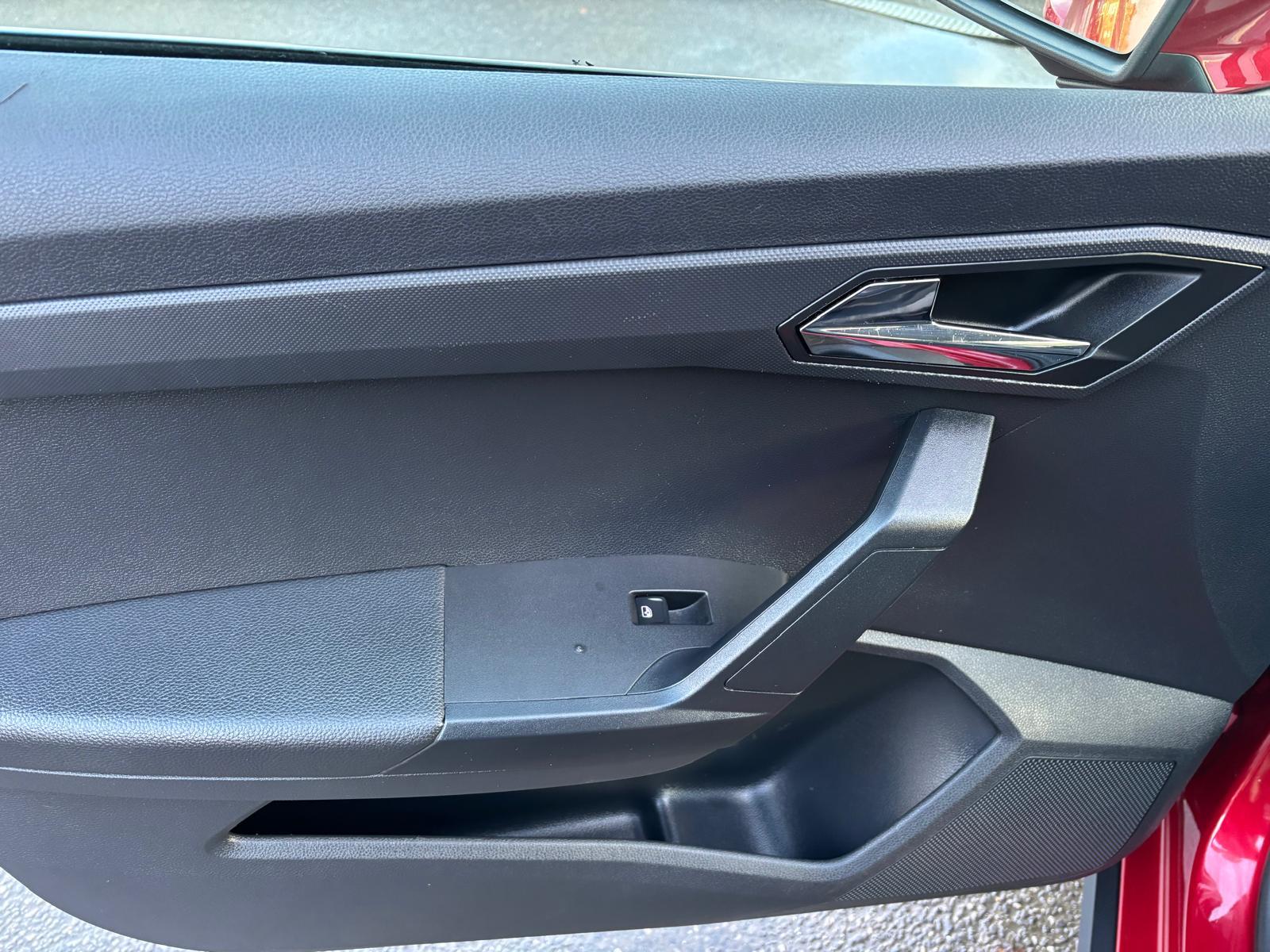 SEAT Arona 1.0 TSI GPF SE Technology SUV 5dr Petrol Manual Euro 6 (s/s) (95 ps)