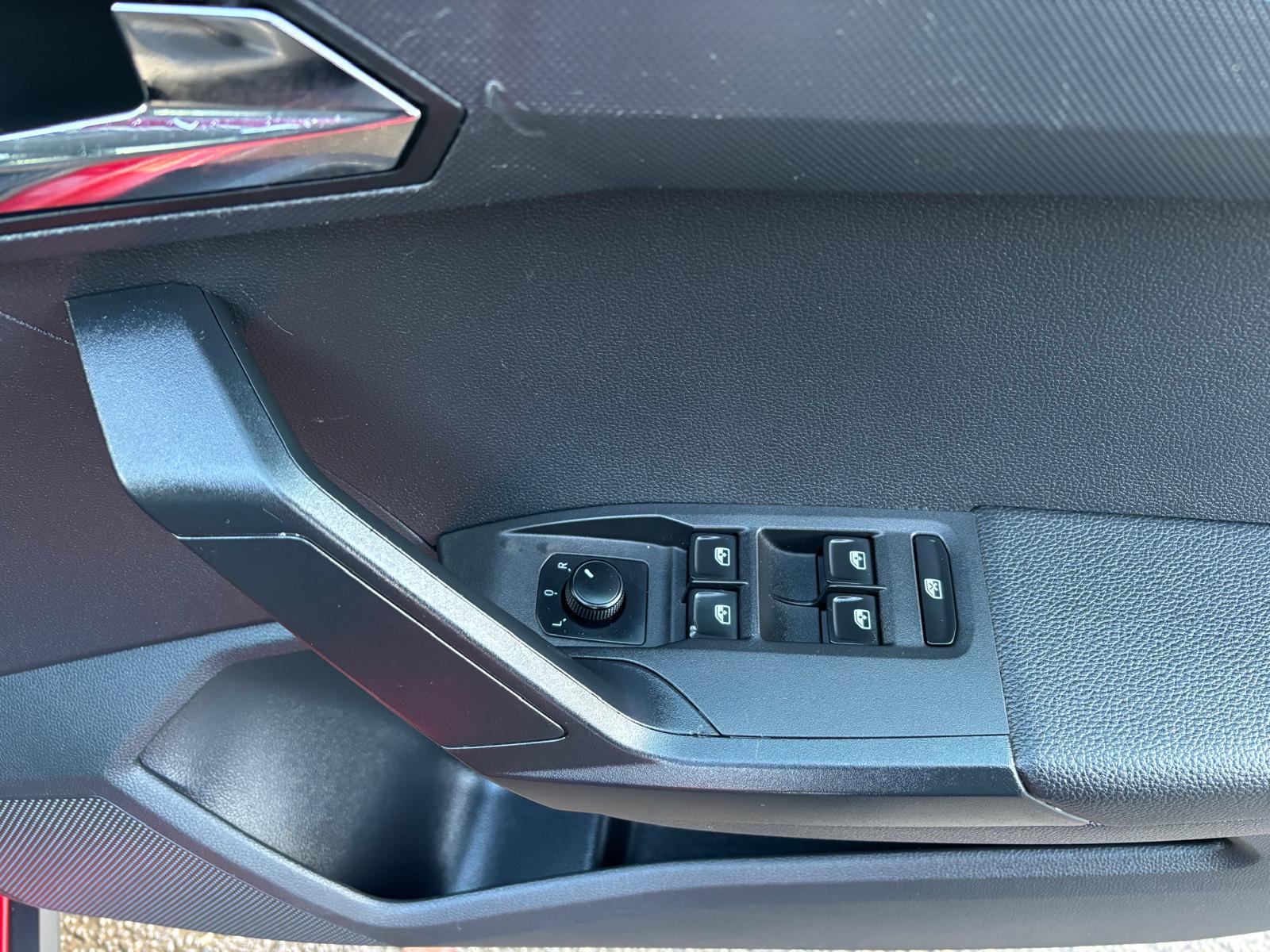 SEAT Arona 1.0 TSI GPF SE Technology SUV 5dr Petrol Manual Euro 6 (s/s) (95 ps)