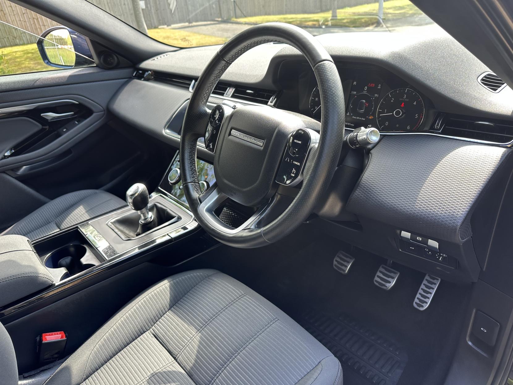 Land Rover Range Rover Evoque 2.0 D150 R-Dynamic SUV 5dr Diesel Manual FWD Euro 6 (s/s) (150 ps)