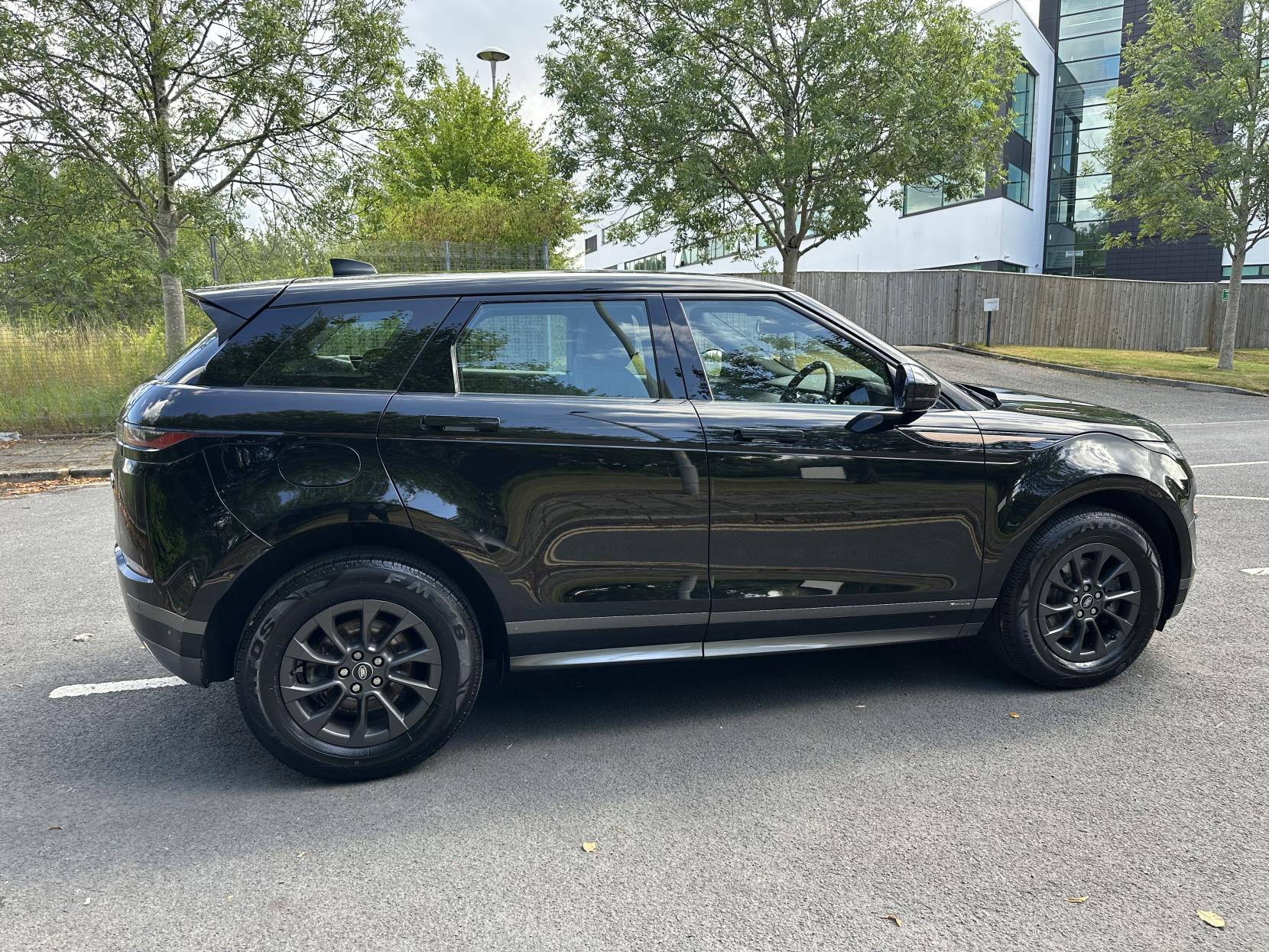 Land Rover Range Rover Evoque 2.0 D150 R-Dynamic SUV 5dr Diesel Manual FWD Euro 6 (s/s) (150 ps)