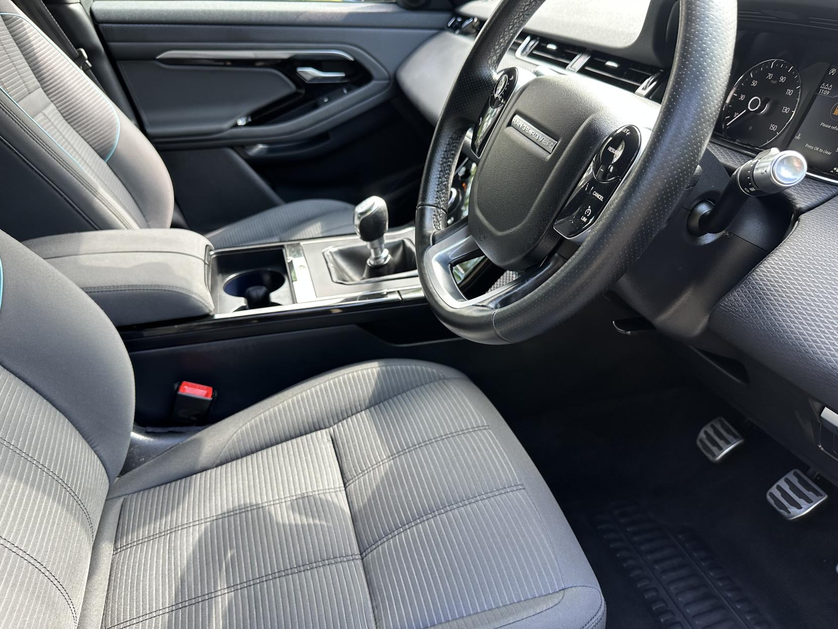 Land Rover Range Rover Evoque 2.0 D150 R-Dynamic SUV 5dr Diesel Manual FWD Euro 6 (s/s) (150 ps)