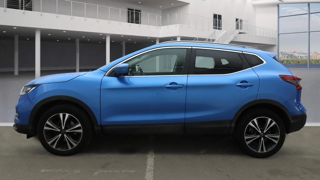 Nissan Qashqai 1.2 DIG-T N-Connecta SUV 5dr Petrol Manual Euro 6 (s/s) (115 ps)