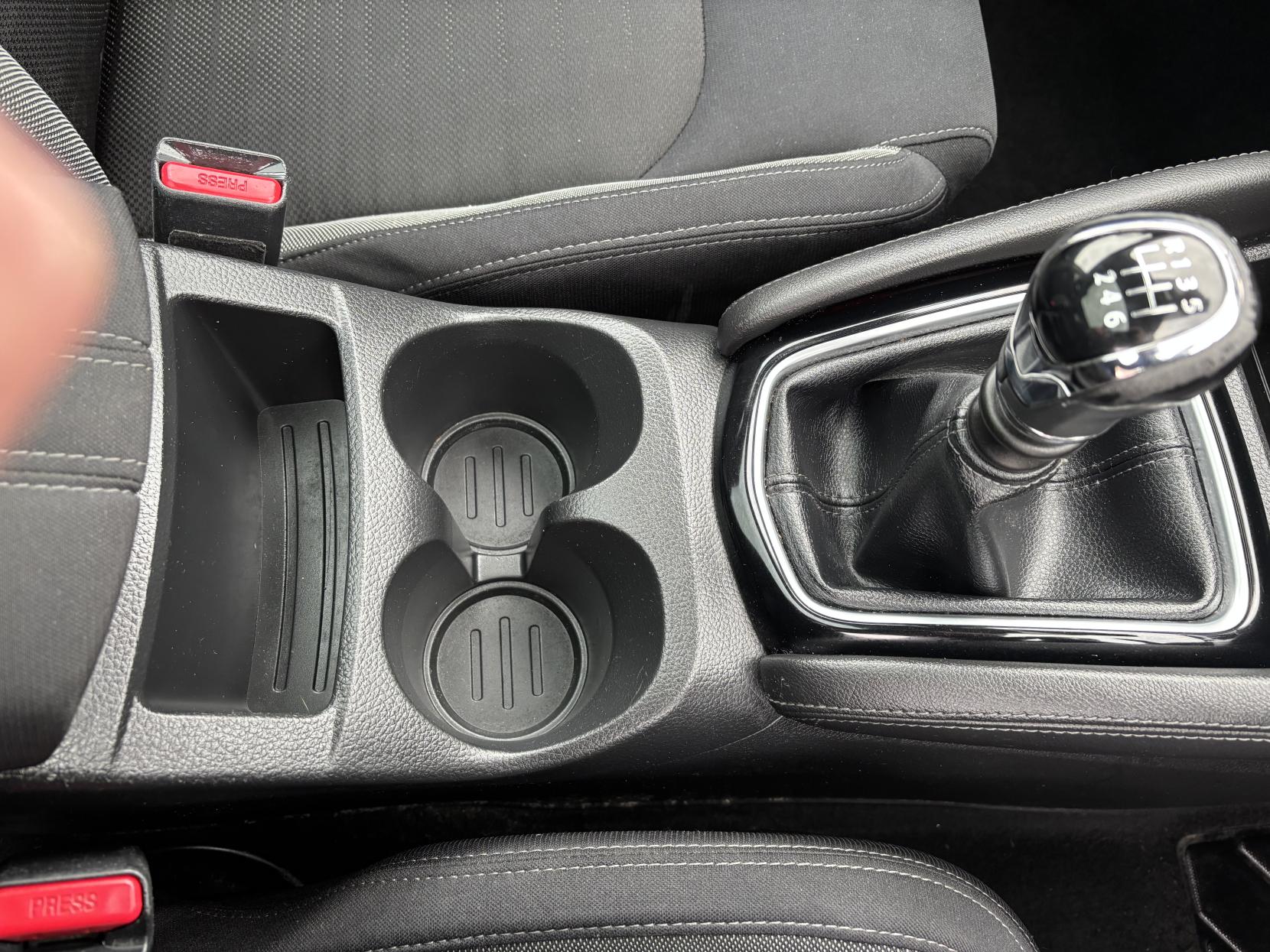 Nissan Qashqai 1.2 DIG-T N-Connecta SUV 5dr Petrol Manual Euro 6 (s/s) (115 ps)