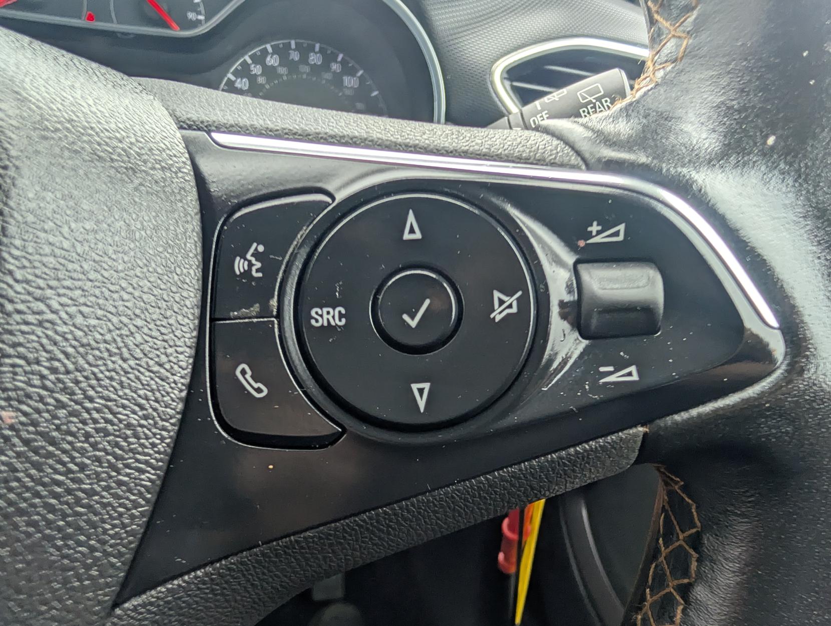 Vauxhall Crossland X 1.2 Elite SUV 5dr Petrol Manual Euro 6 (83 ps)