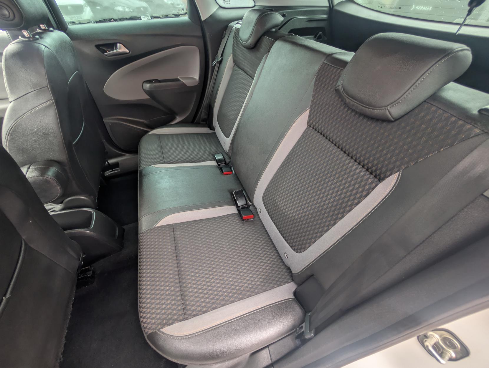 Vauxhall Crossland X 1.2 Elite SUV 5dr Petrol Manual Euro 6 (83 ps)