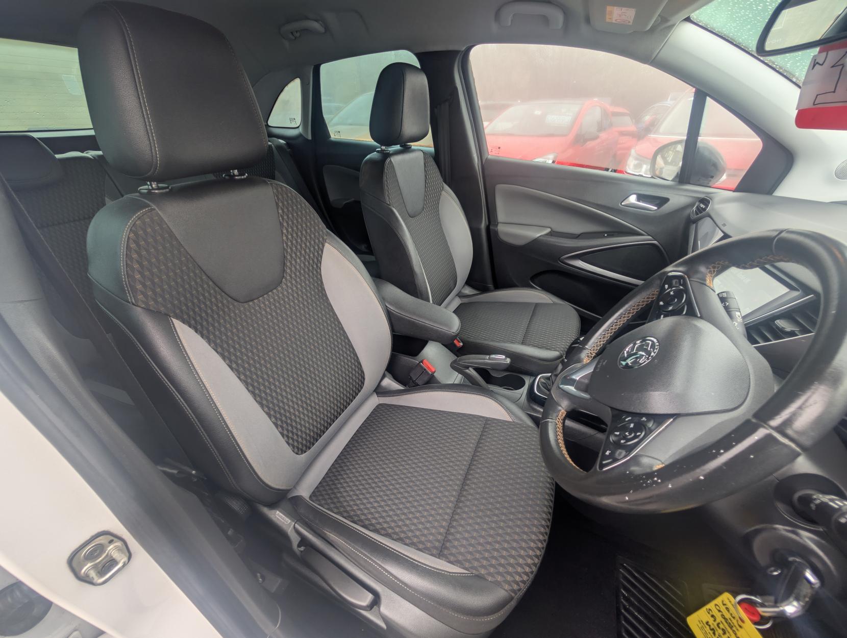 Vauxhall Crossland X 1.2 Elite SUV 5dr Petrol Manual Euro 6 (83 ps)