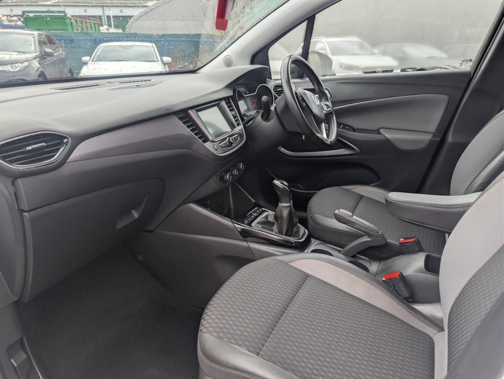 Vauxhall Crossland X 1.2 Elite SUV 5dr Petrol Manual Euro 6 (83 ps)
