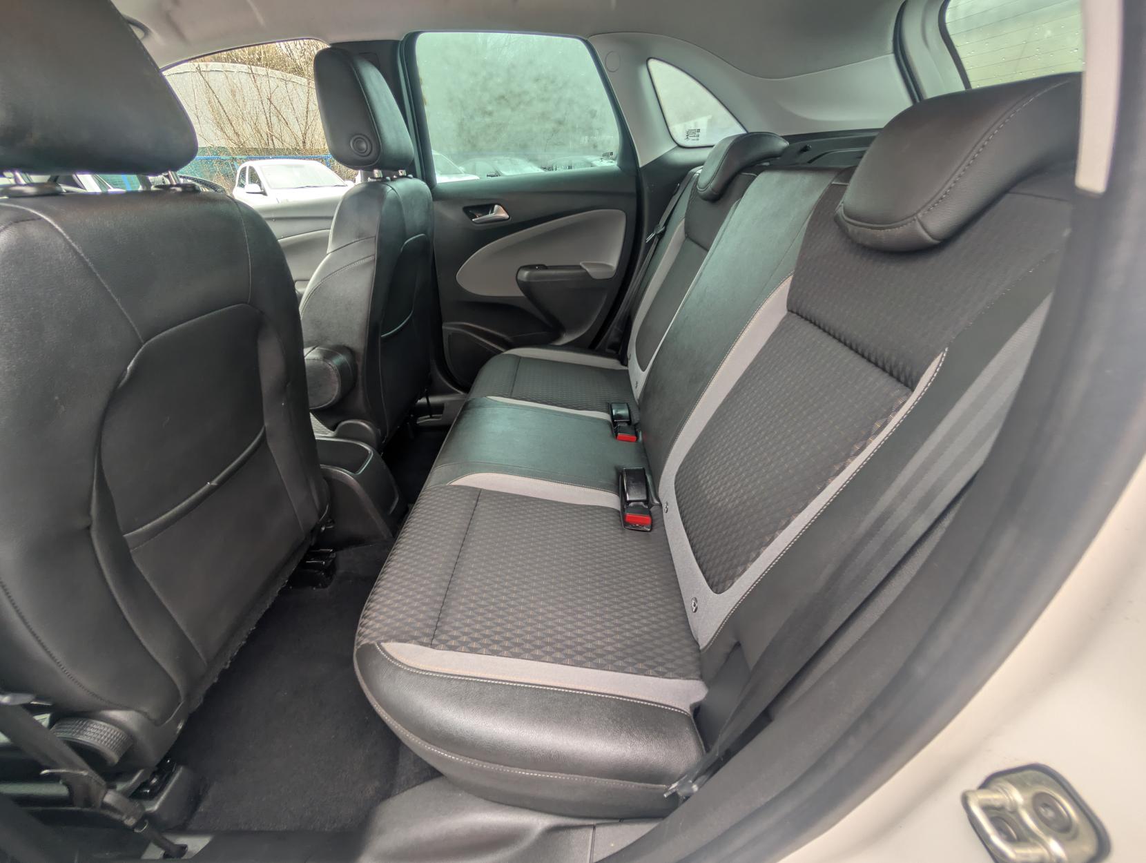 Vauxhall Crossland X 1.2 Elite SUV 5dr Petrol Manual Euro 6 (83 ps)