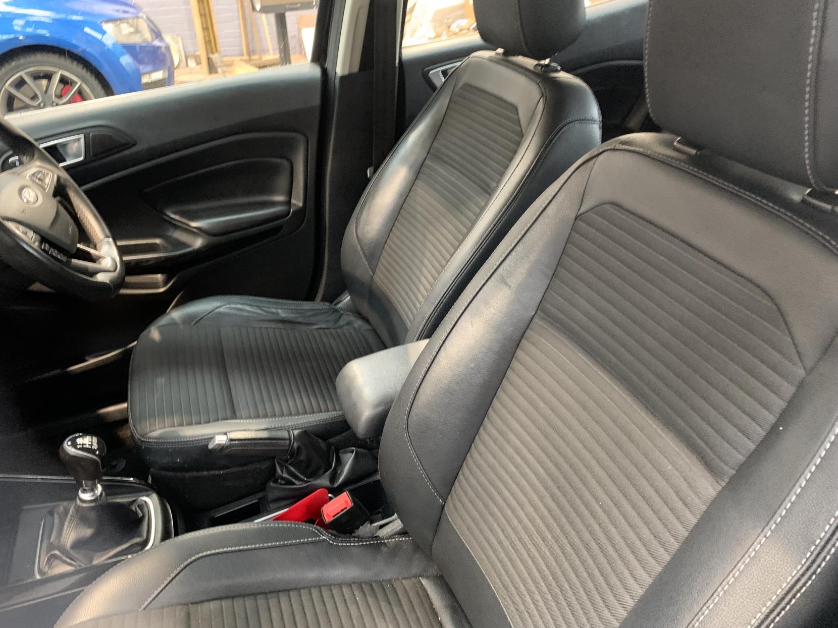 Ford EcoSport 1.0T EcoBoost GPF Titanium SUV 5dr Petrol Manual Euro 6 (s/s) (125 ps)