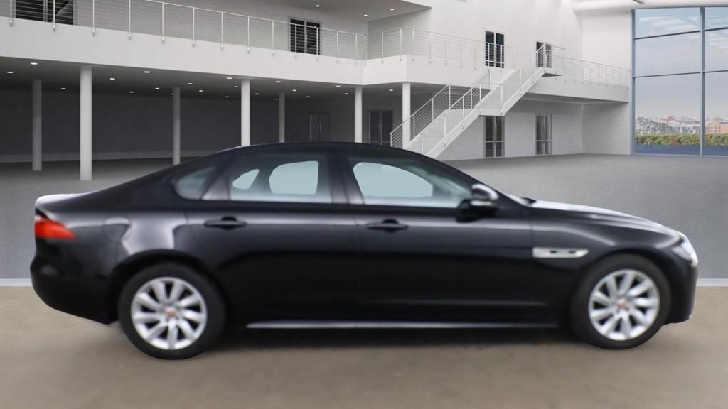 Jaguar XF 2.0d R-Sport Saloon 4dr Diesel Manual Euro 6 (s/s) (163 ps)