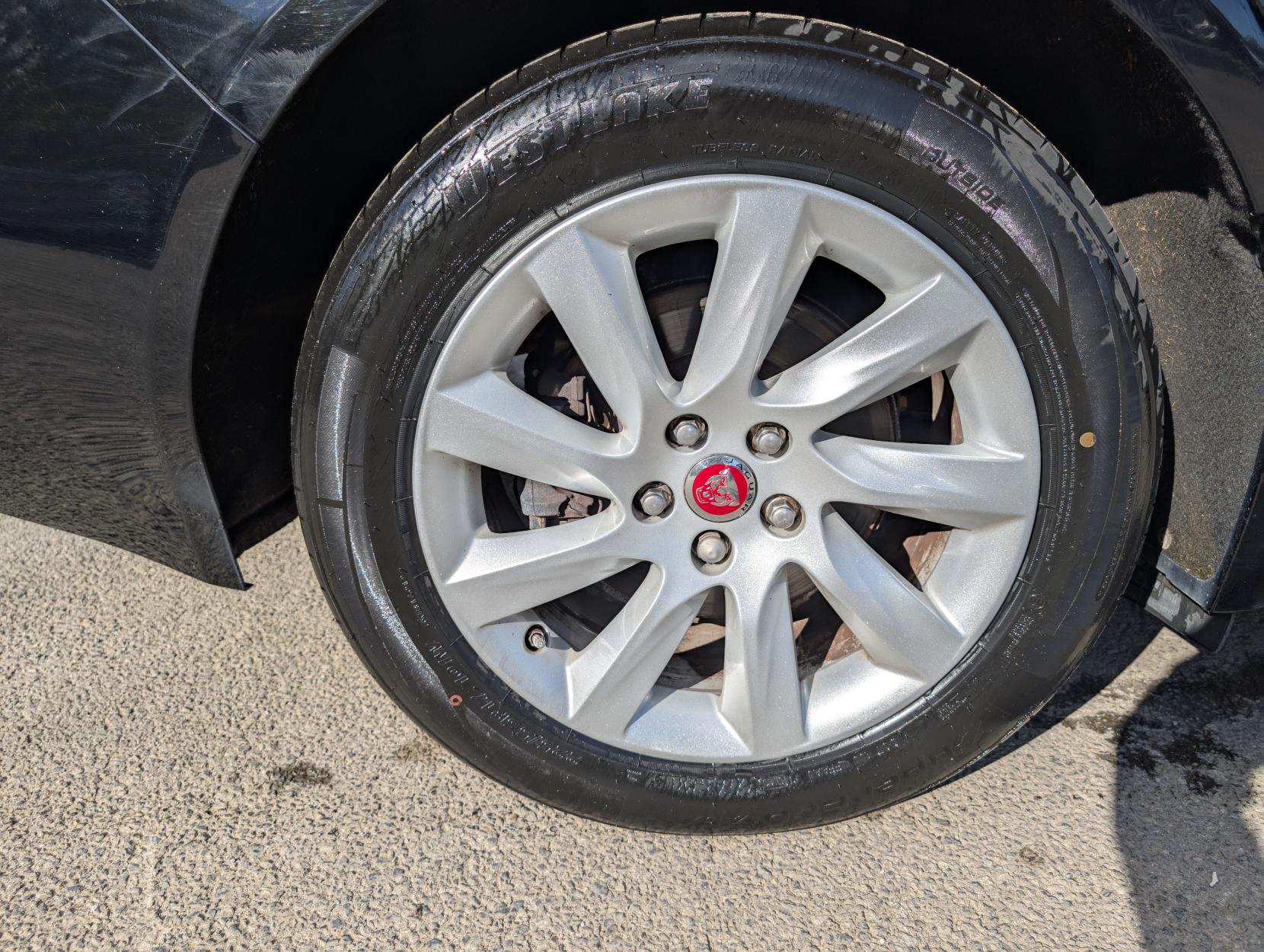 Jaguar XF 2.0d R-Sport Saloon 4dr Diesel Manual Euro 6 (s/s) (163 ps)