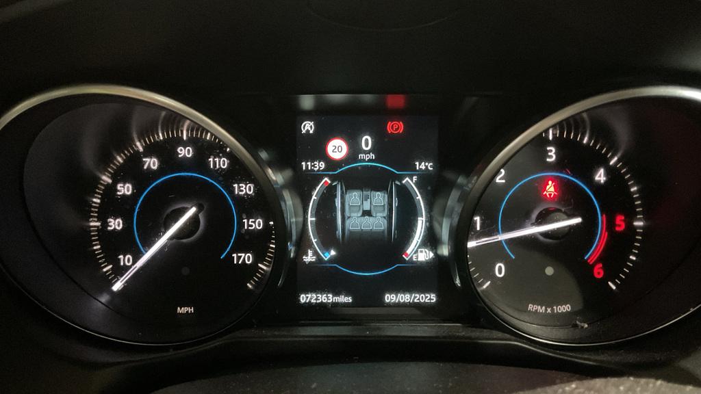 Jaguar XF 2.0d R-Sport Saloon 4dr Diesel Manual Euro 6 (s/s) (163 ps)