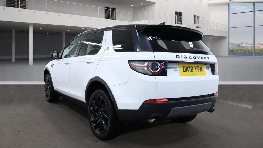 Land Rover Discovery Sport 2.0 TD4 HSE Black SUV 5dr Diesel Auto 4WD Euro 6 (s/s) (180 ps)