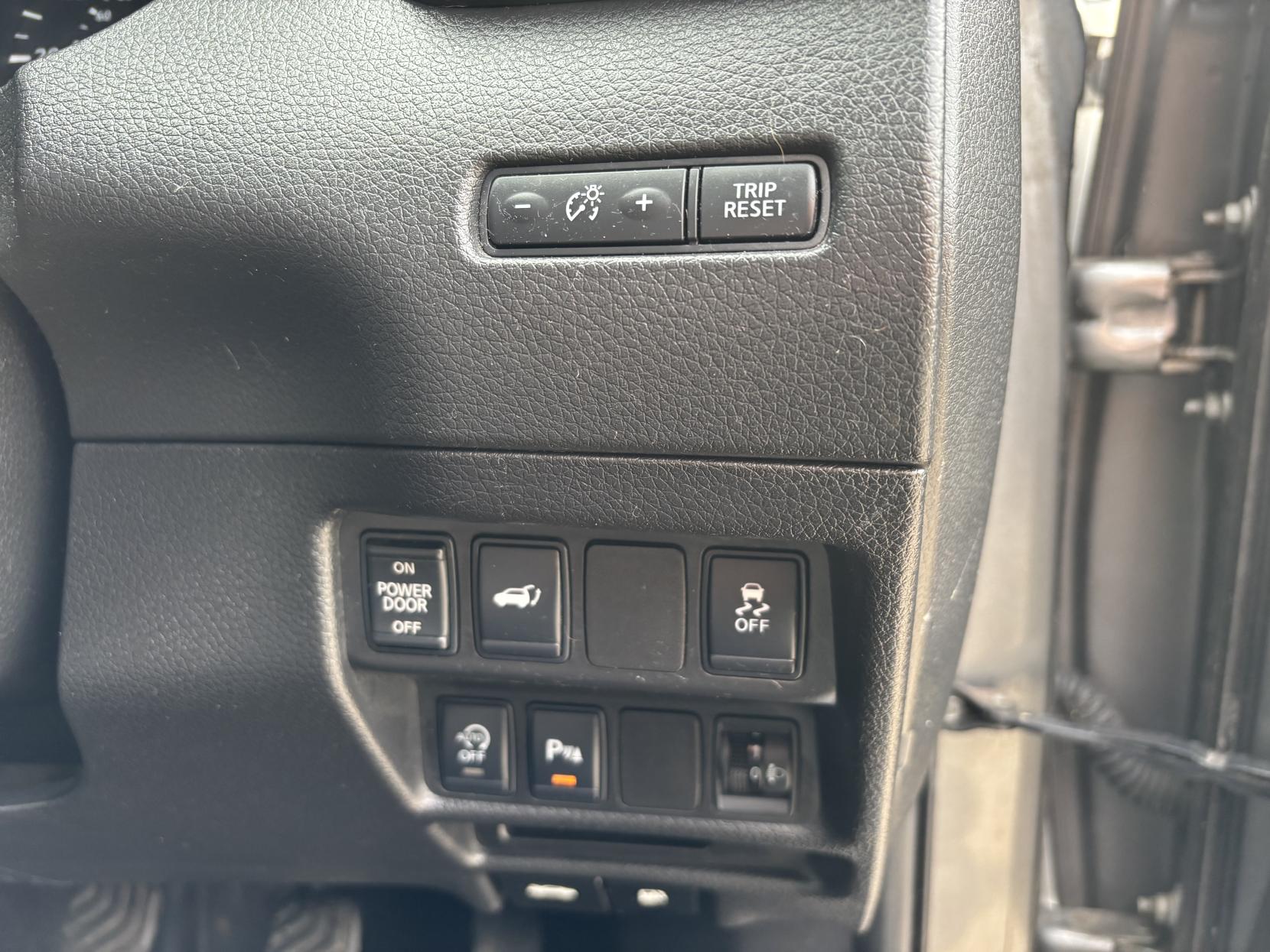 Nissan X-Trail 1.6 dCi n-tec SUV 5dr Diesel Manual 4WD Euro 6 (s/s) (130 ps)