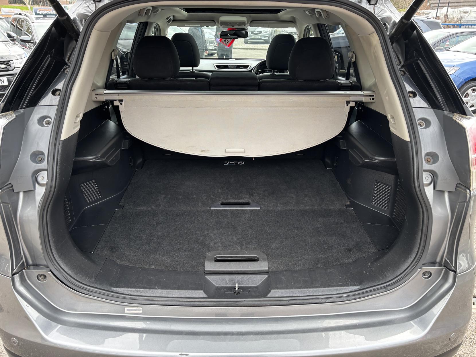 Nissan X-Trail 1.6 dCi n-tec SUV 5dr Diesel Manual 4WD Euro 6 (s/s) (130 ps)