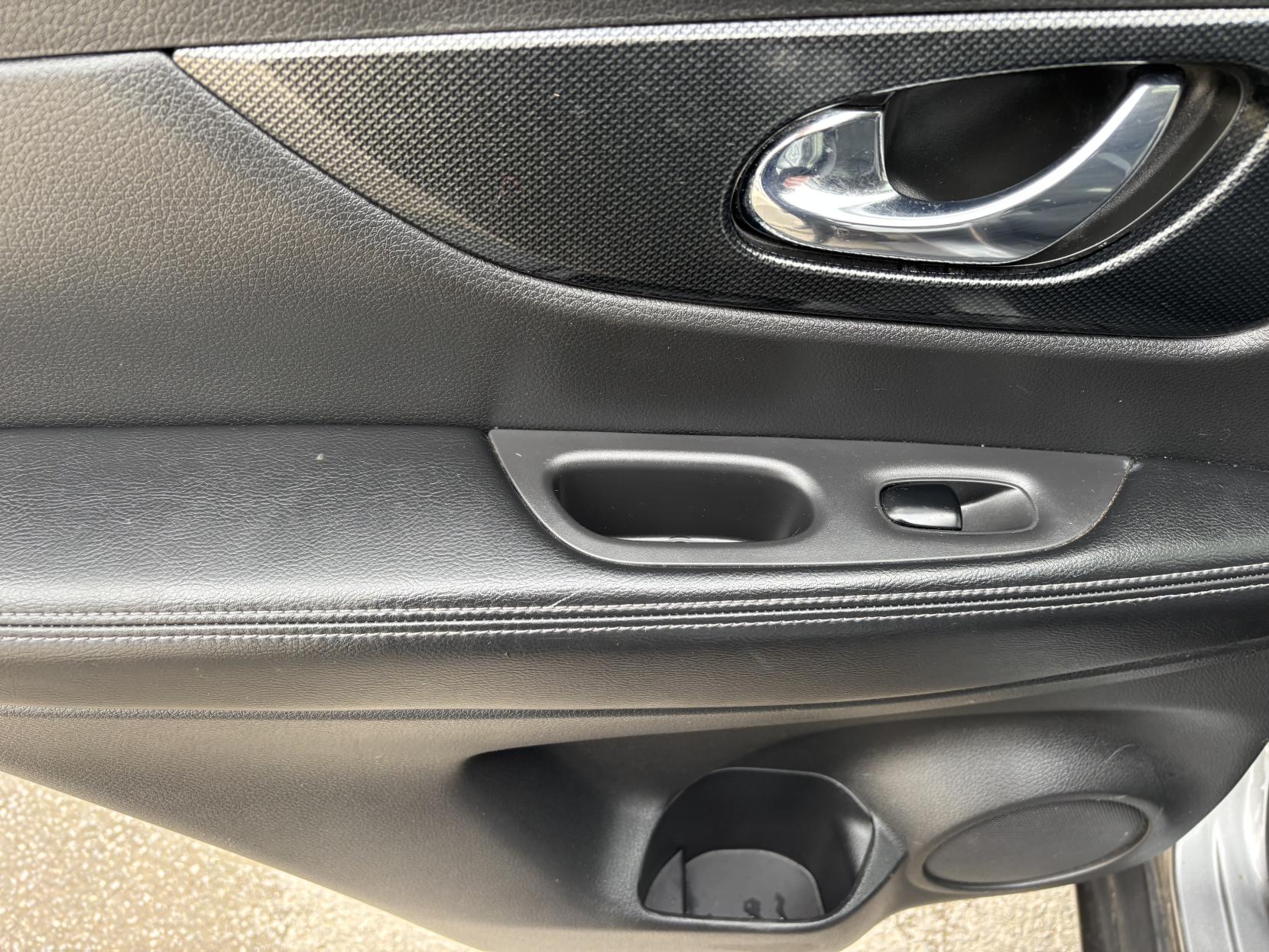 Nissan X-Trail 1.6 dCi n-tec SUV 5dr Diesel Manual 4WD Euro 6 (s/s) (130 ps)