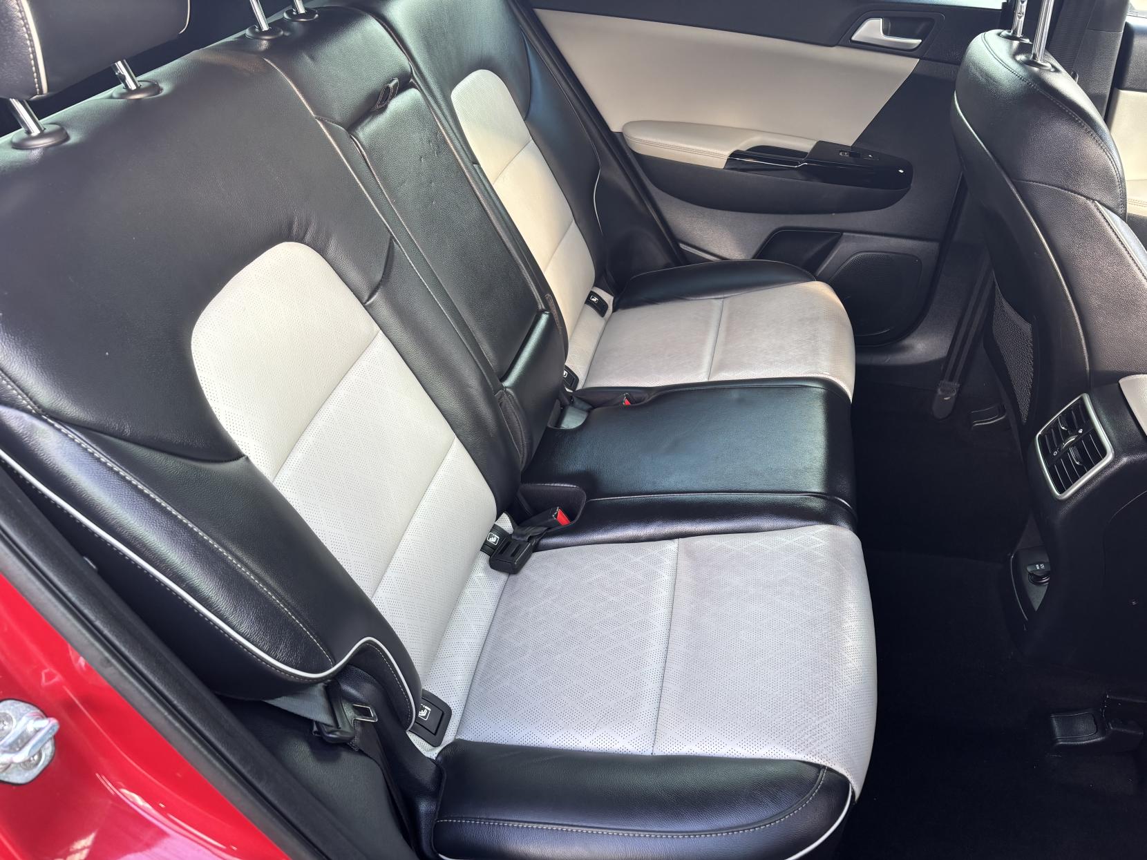 Kia Sportage 1.6 T-GDi GT-Line SUV 5dr Petrol DCT AWD Euro 6 (174 bhp)