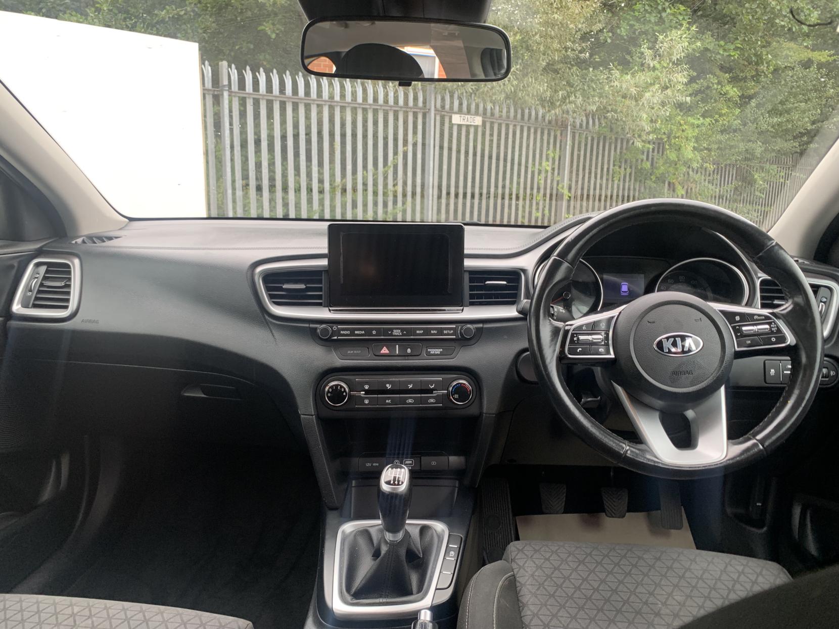 Kia Ceed 1.6 CRDi 2 NAV Sportswagon 5dr Diesel Manual Euro 6 (s/s) (114 bhp)