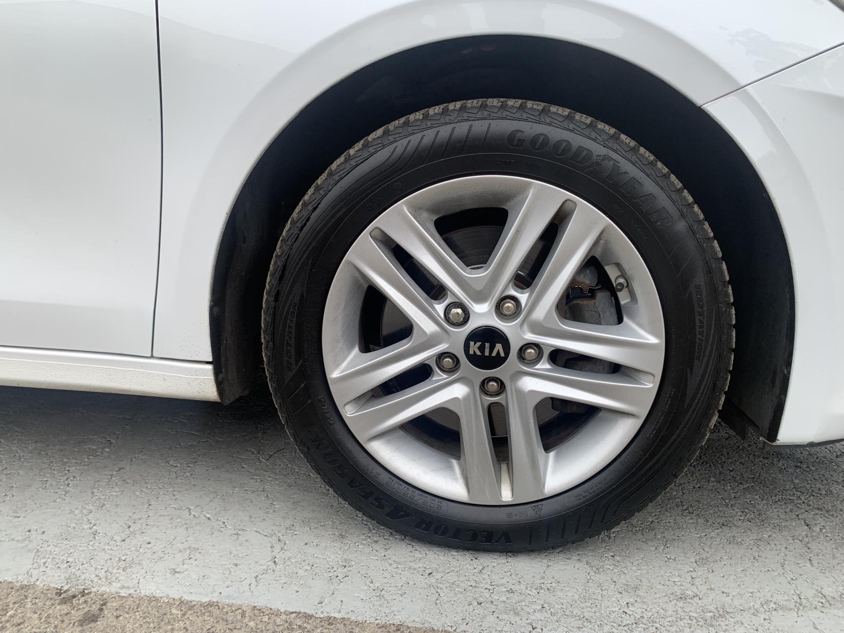 Kia Ceed 1.6 CRDi 2 NAV Sportswagon 5dr Diesel Manual Euro 6 (s/s) (114 bhp)