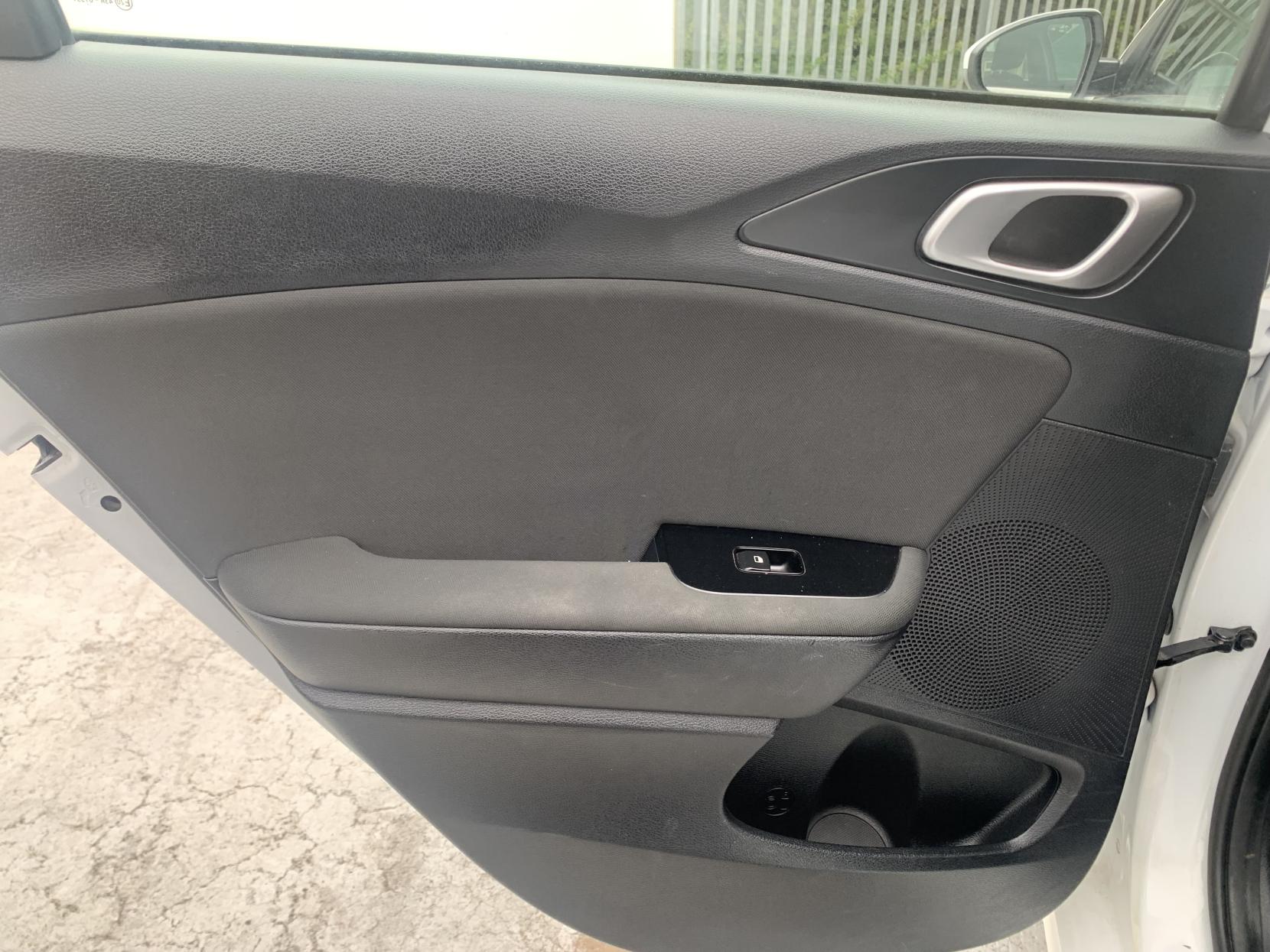 Kia Ceed 1.6 CRDi 2 NAV Sportswagon 5dr Diesel Manual Euro 6 (s/s) (114 bhp)