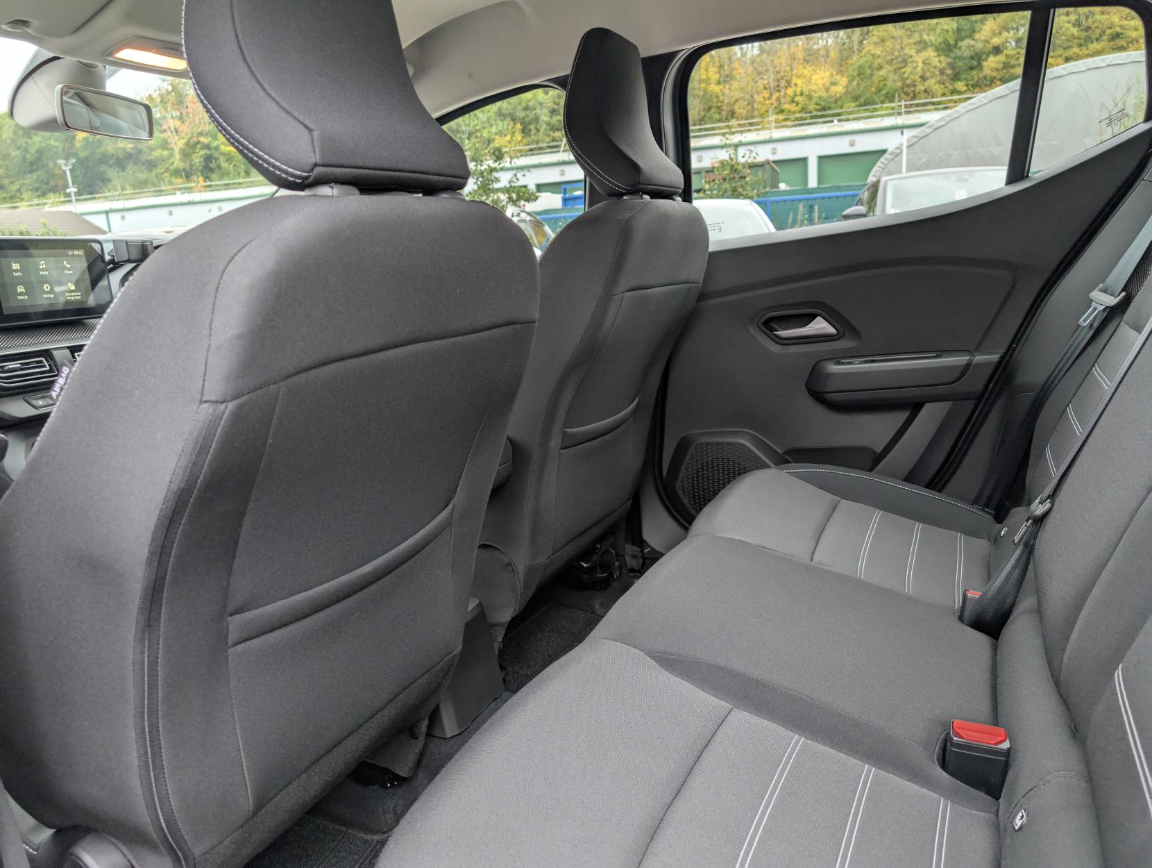 Dacia Sandero 1.0 TCe Expression Hatchback 5dr Petrol Manual Euro 6 (s/s) (90 ps)